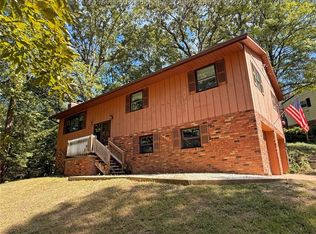 411 Lincoln Cir, Charleston, WV 25302