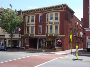 42 W Main St APT 2, Waynesboro, PA 17268