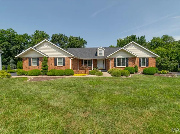 16275 Lone Cabin Dr, Wildwood, MO 63005