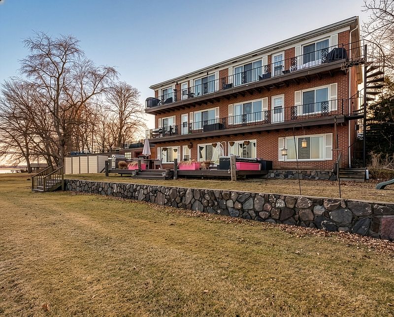 1st image of 11859 N Main St #4