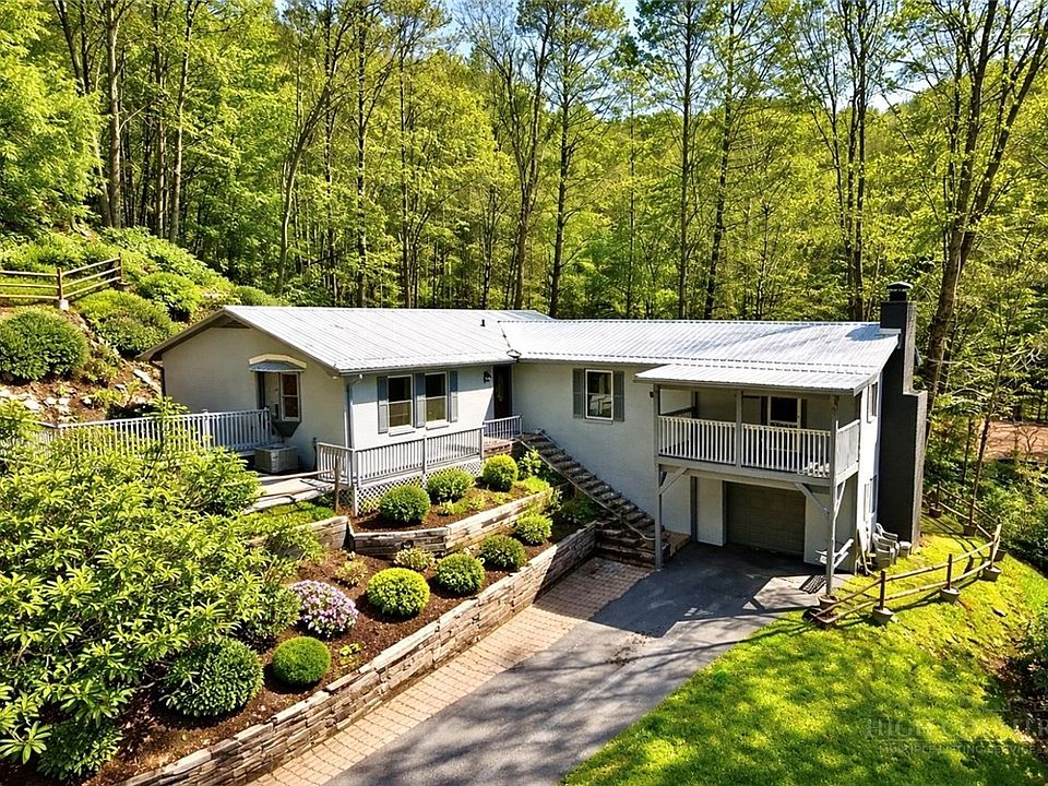 1st image of 913 Winterberry Trail