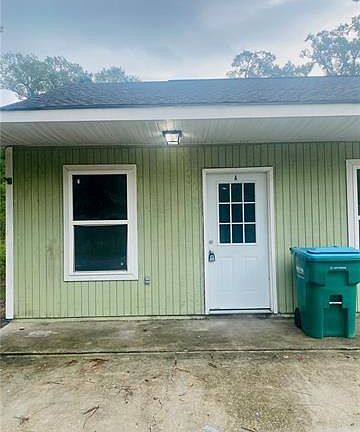 2nd image of 907 Natchez St #A