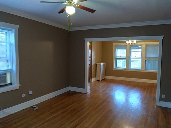 2nd image of 622 Elgin Ave #2