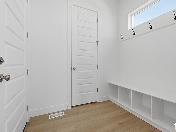 5th image of 2564 W Aurora Ave #308