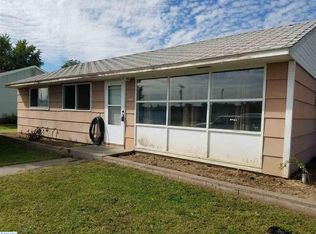 802 S Green St, Kennewick, WA 99336