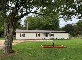 1010 Ward Mill Rd, Baxter, TN 38544