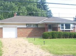 721 Shady Ln, West Mifflin, PA 15122