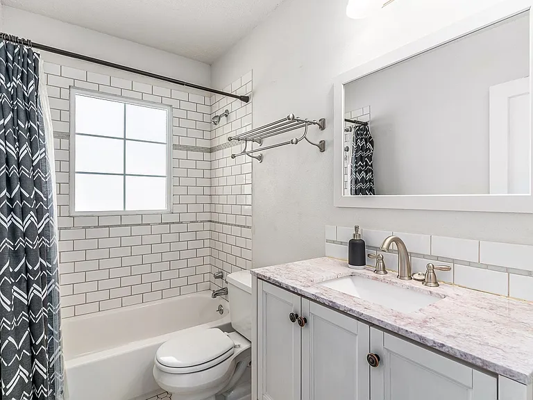 2227 S Grand Blvd — Photo 3