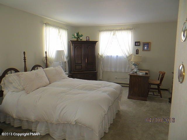 2nd image of 9895 Breezeway Ter