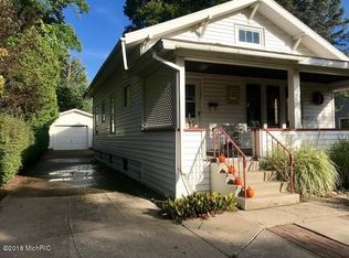 704 N Rath Ave, Ludington, MI 49431