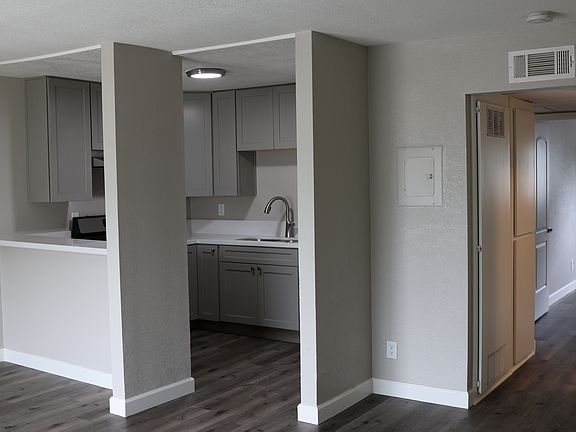 4th image of 7740 Laurel Canyon Blvd