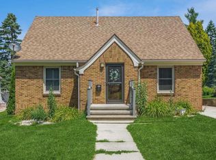 618 W Mackie St, Beaver Dam, WI 53916