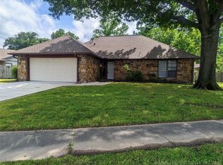 3858 S 118th Ave E, Tulsa, OK 74146