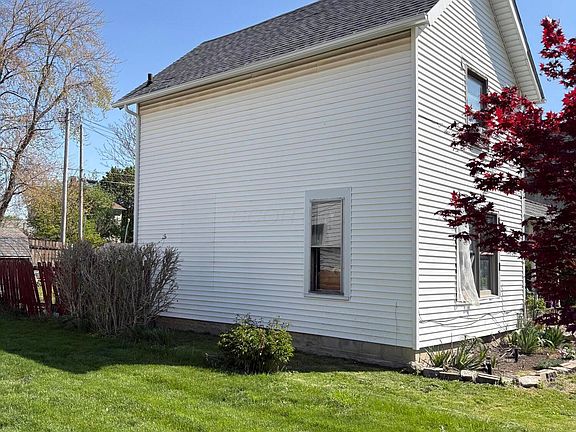 4th image of 272 Bellevue Ave