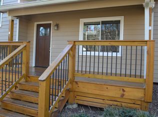 6040 Antioch Ct, Powder Springs, GA 30127