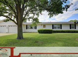 600 W Park St, Thomasboro, IL