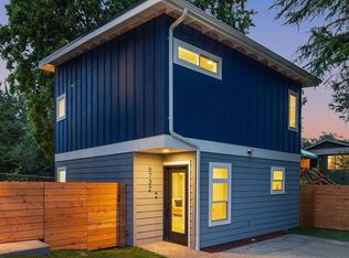 6732 18th Ave SW, Seattle, WA 98106