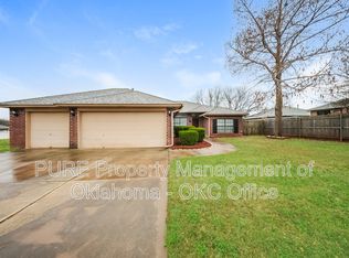 912 NW 172nd St, Edmond, OK 73012