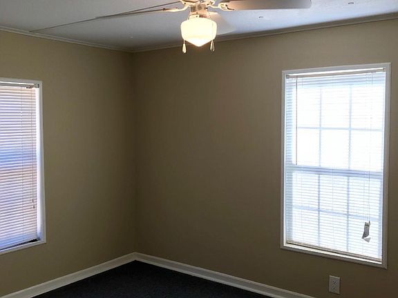 2nd image of 3520 Buckner Dr