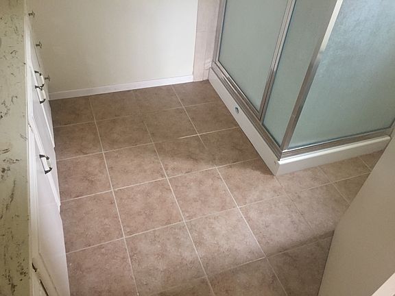 5th image of 4464 Elder Ave