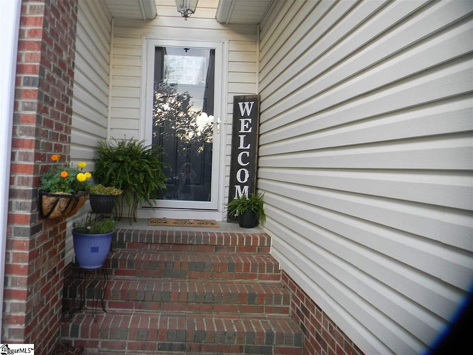 1st image of 228 Lightwood Farm Rd