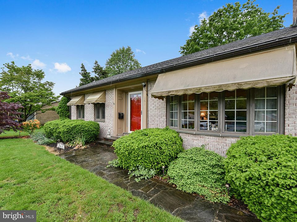 1st image of 261 Potomac Hts