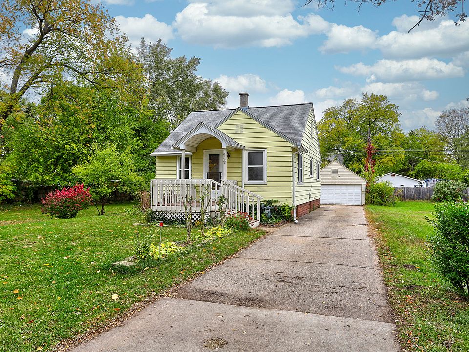 1st image of 489 W 21st St