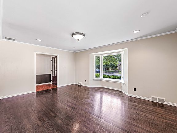 4th image of 3625 Norcross Ln