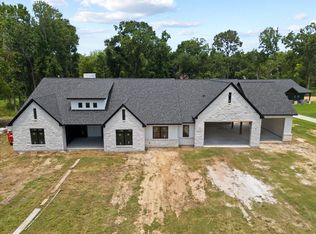 117 Daisy Ln, Baytown, TX 77523