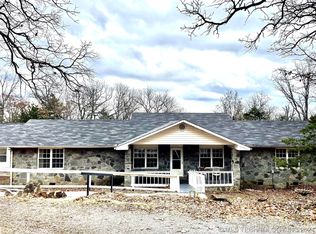 17085 W Maggie Rd, Tahlequah, OK 74464