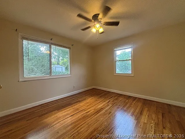 469 McPhee Dr — Photo 8