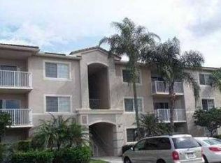 5051 Wiles Rd APT 302, Pompano Beach, FL 33073
