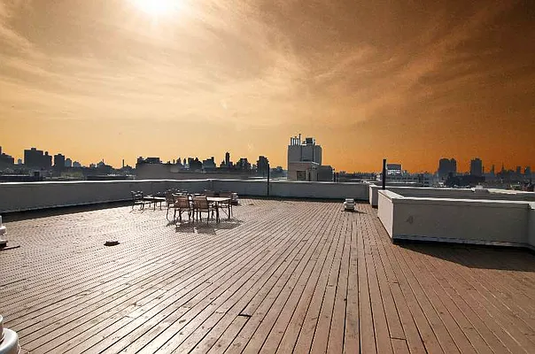 Rented by The KCI Group | media 4