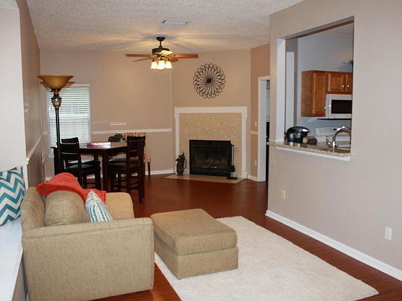 3rd image of 804 Golf Manor Ct