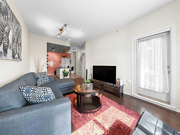 4th image of 73 Erin Woods Ct SE #3206