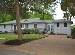 702 Forest View Rd, Knoxville, TN 37919