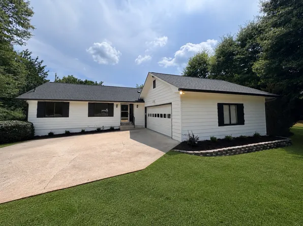3636 Hardy Rd, Gainesville, GA 30506