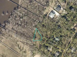 65 Morven Ln, Pawleys Island, SC 29585