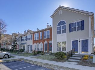 157 Gregory Ln #2015, Franklin Park, NJ 08823