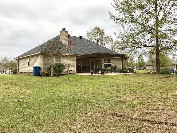 3rd image of 1233 Bowen Dr
