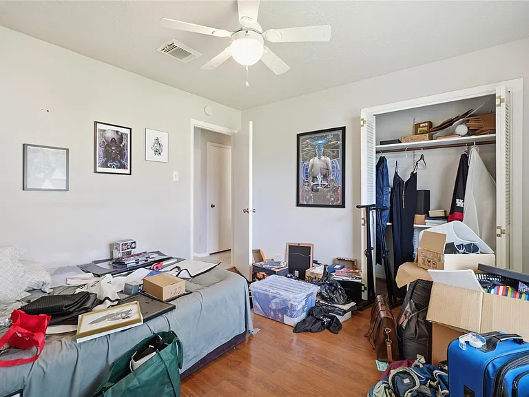 466 El Toro Ln — Photo 18