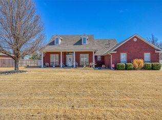 4200 Hidden Lake Cir, Moore, OK 73160