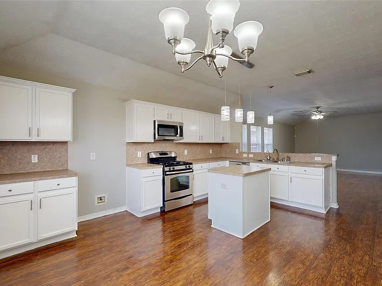 2415 Montana Blue Dr — Photo 5