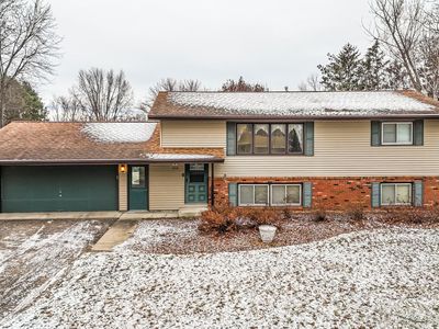 4218 Thru St, Saint Cloud, MN, 56303