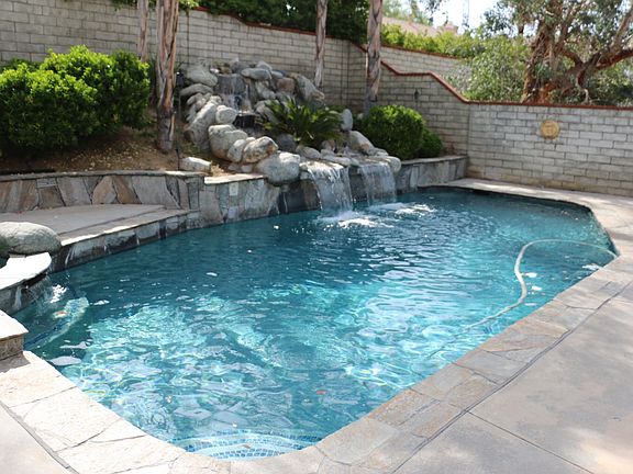 2nd image of 28744 Citrus Pl