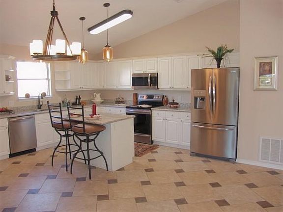 2nd image of 9483 Parker Place Dr