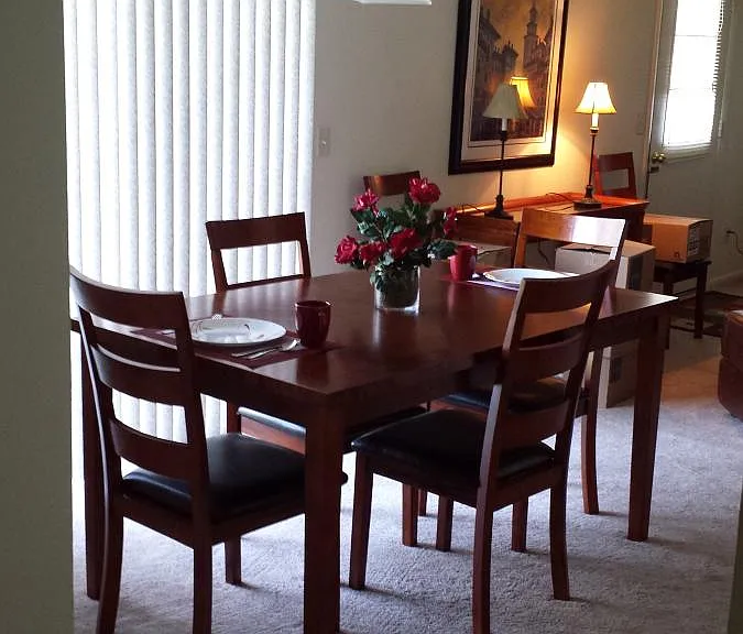 535 University Dr #2 — Photo 4
