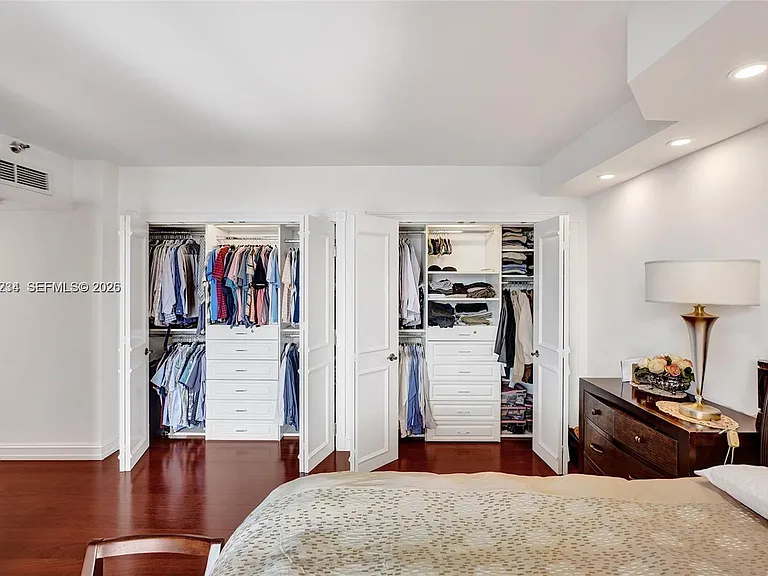 19355 Turnberry Way #26E — Photo 15