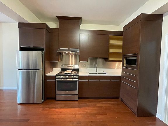 3rd image of 2856 S Wallace St #2