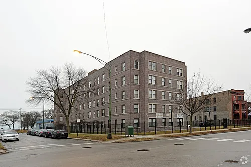 7601 S South Shore Dr #2A Photo 1